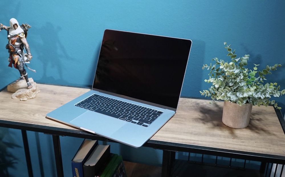 NOVO NA CAIXA - MacBook Air 13 M4 16GB 256GB