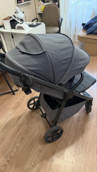 Продам каляску Carrello Bravo 2025