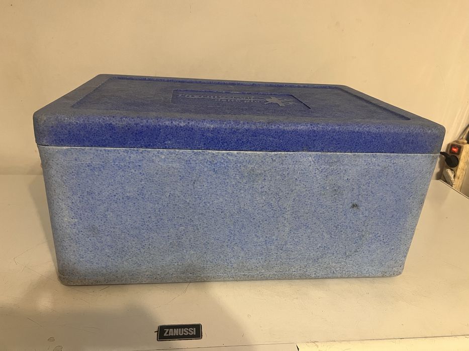 Vendo arca termica grande eficacia