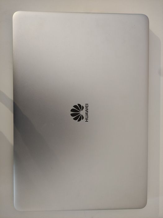 Huawei Matebook D Signature Edition