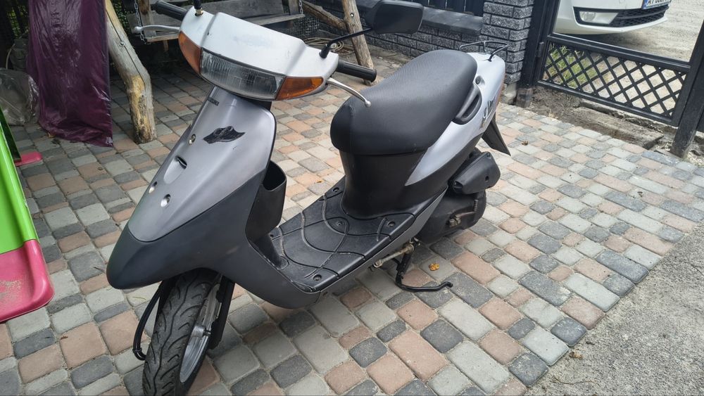 Продам скутер Suzuki Lets 2