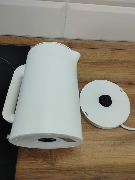 Электрочайник Prime Technics PKP 1765 W