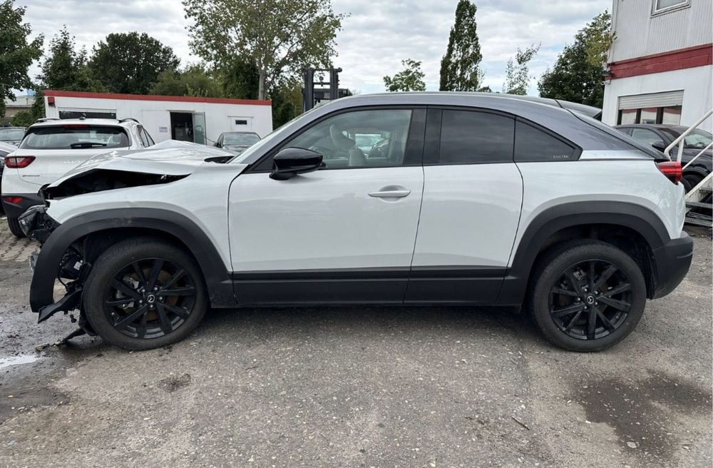 Розборка мазда mx 30 в наявності