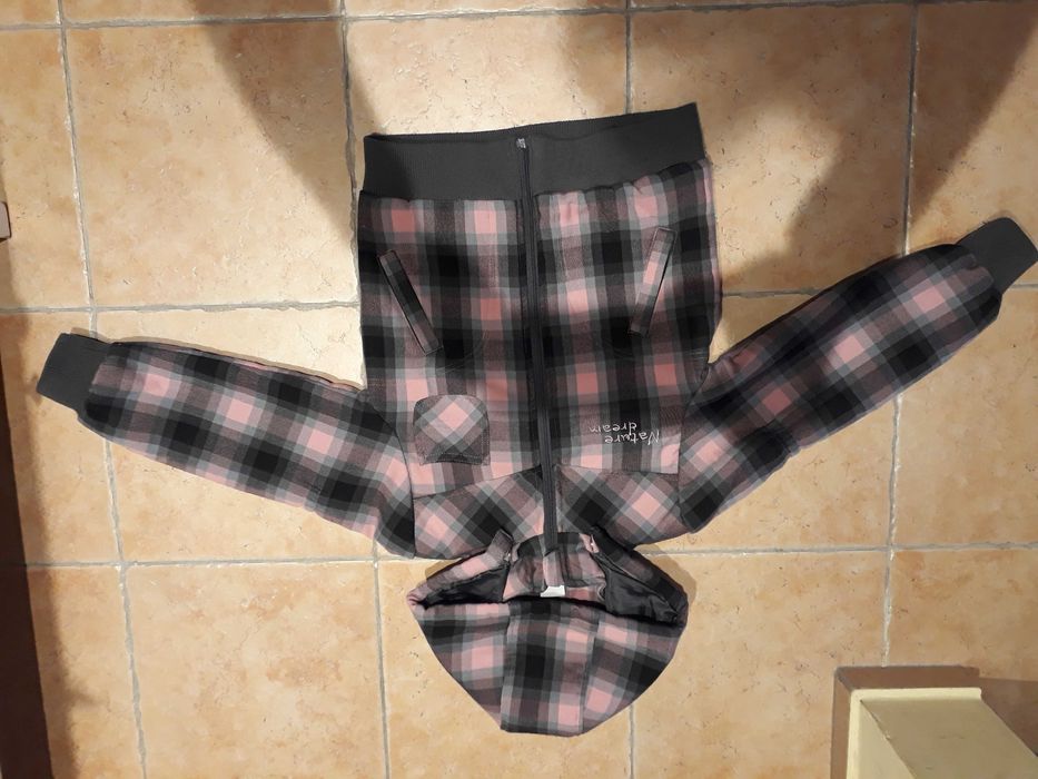 ubranka dziewczęce 122/128 super stan i jakość