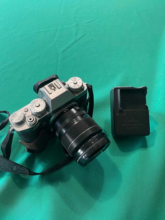 XF 18–55mm Kit + XF 55–200mm – Very Good Condition