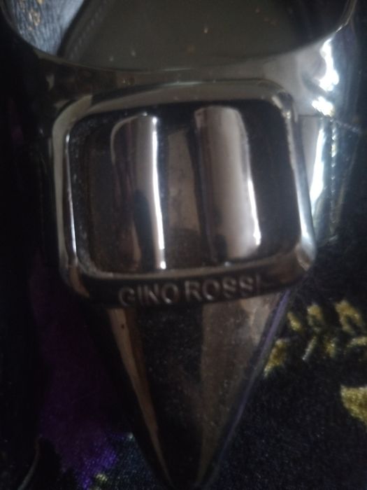 Półbuty Gino Rossi