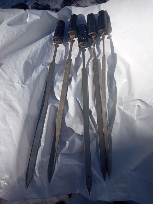 Продам шашличницю.