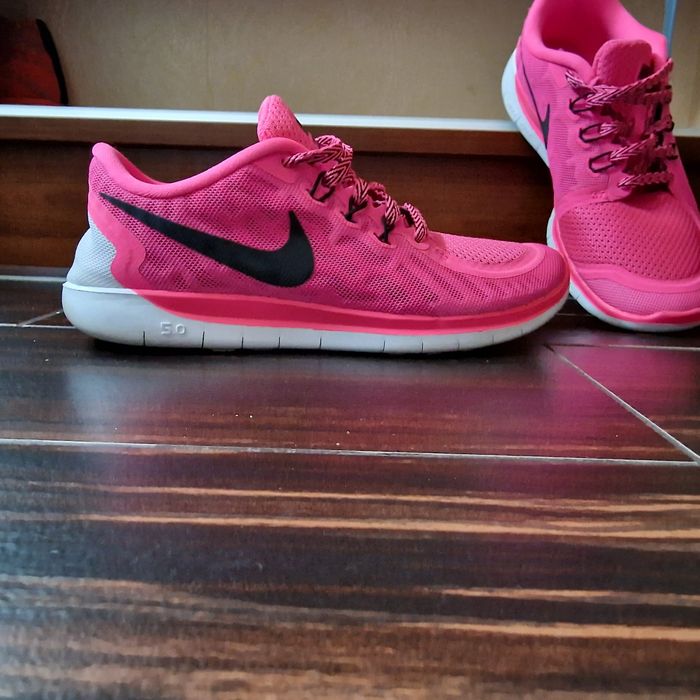 Adidasy Nike r.36