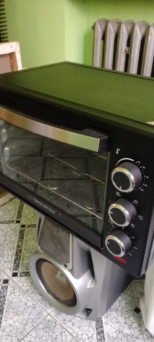 Piekarnik-grill elektryczny z rożnem obrotowym Esperanza