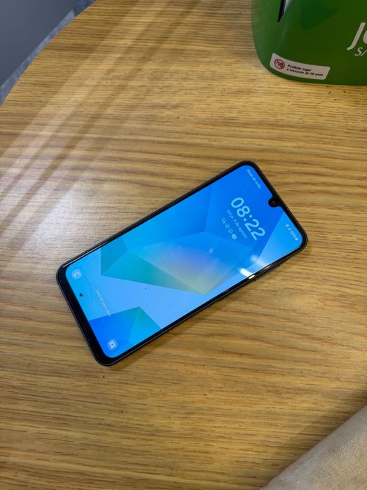 Samsung A16 como novo