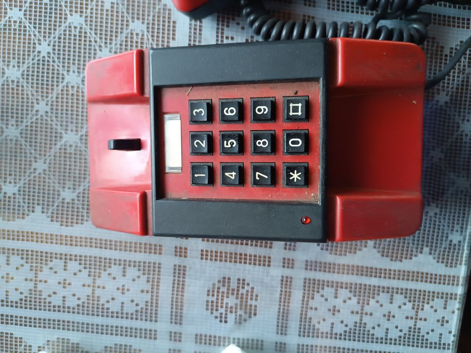 Telefon stacjonarny PRL