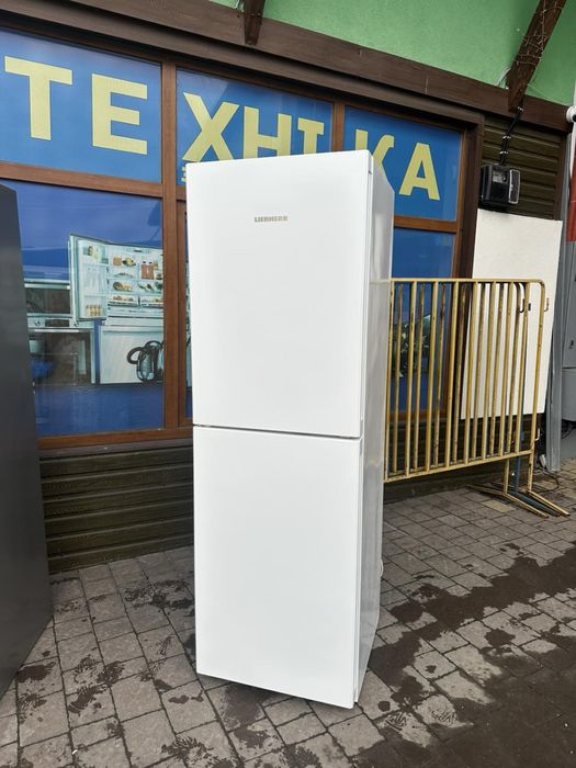 Холодильник Liebherr CN4213