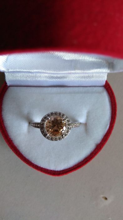 Anel de Noivado saphira/topazio autentico