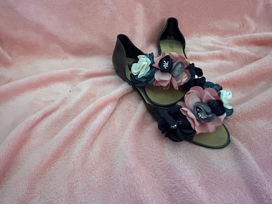 Sandały damskie rozm. 38