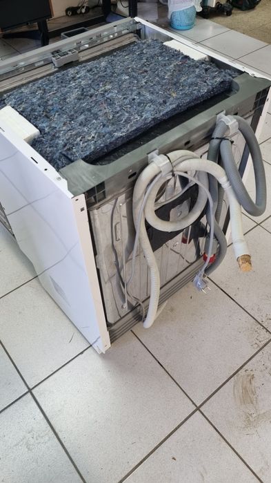 Máquina de Lavar Loiça Beko DIN36420 – Excelente Estado
