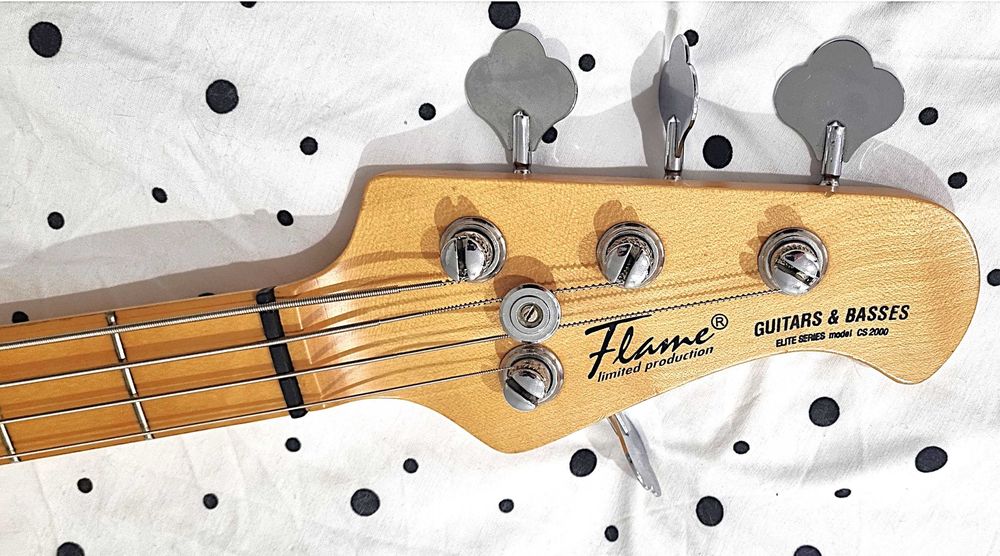 Mayones Flame CS4 gitara basowa Music Man StingRay Sterling OLP bas