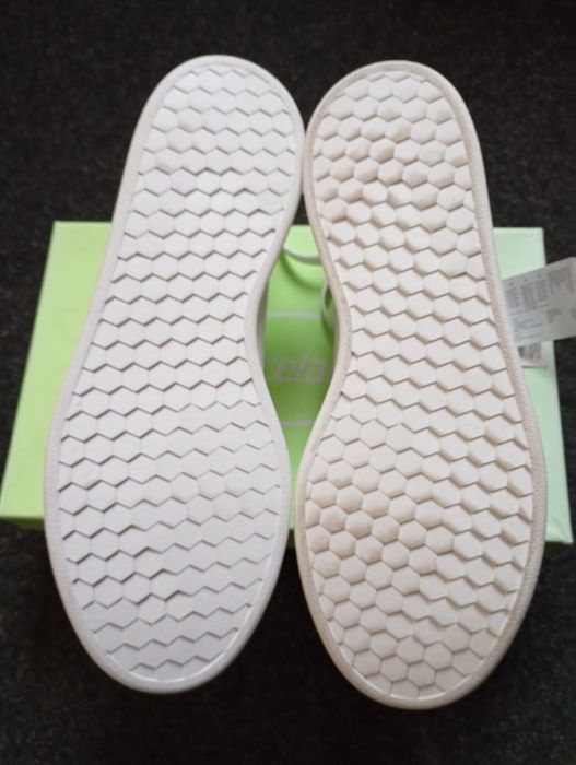 Buty nowe; adidasy-białe nr44