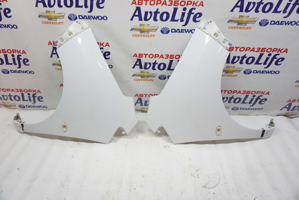 Крило переднє Chevrolet Spark\Шевроле Спарк M300