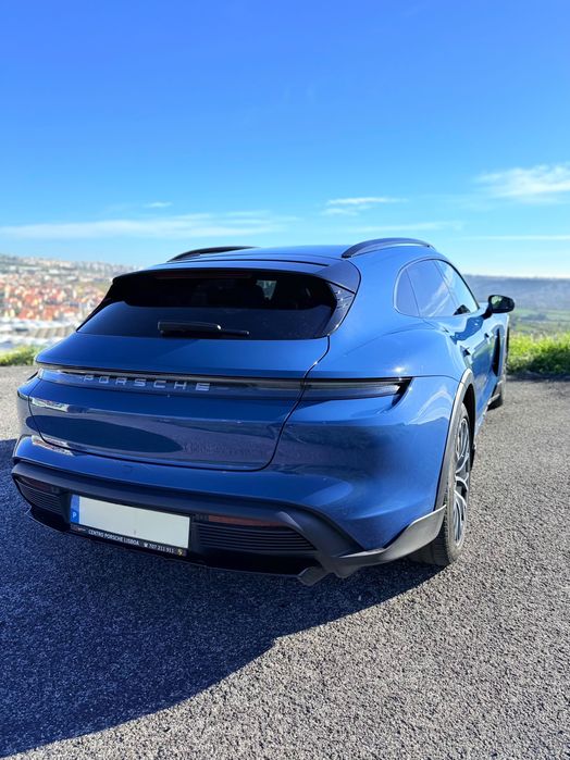 Porsche Taycan 4 Cross Turismo | 48.000 km | PDCC | InnoDrive | BOSE