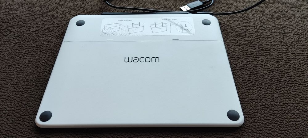 Wacom Intuos CTL-490 Graphics Tablet in Excellent Condition64586204509699121