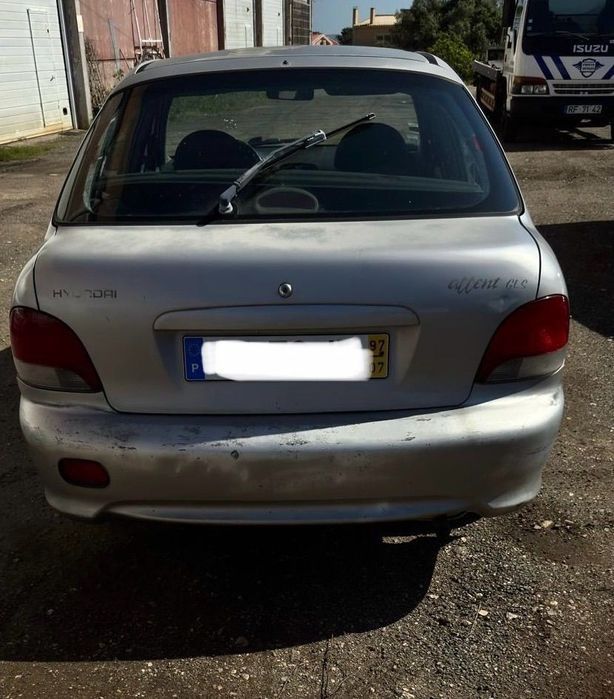 Hyundai Accent gasolina de 1997 para peças