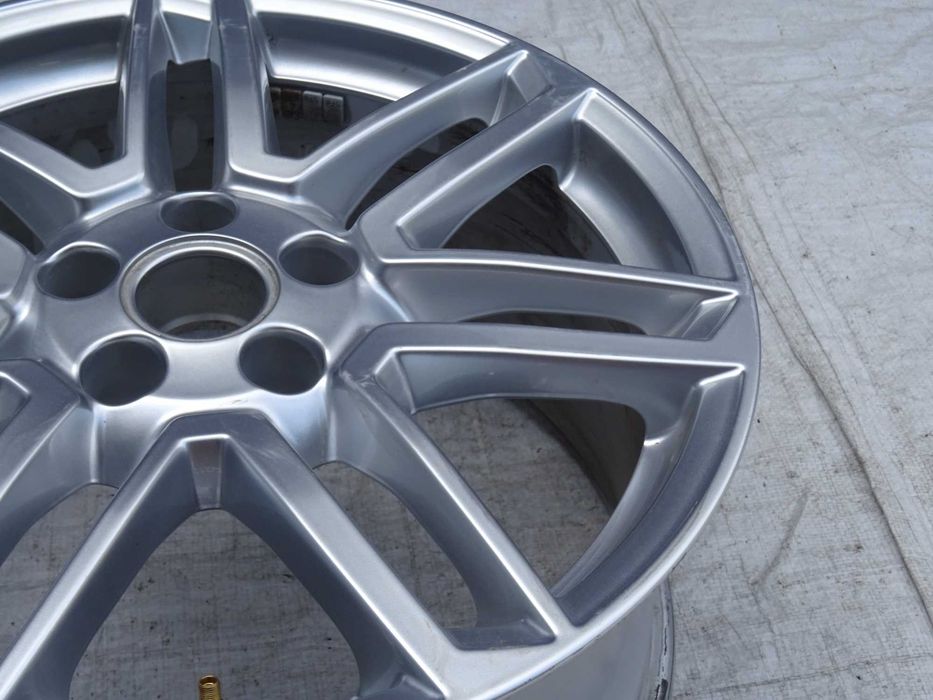felga aluminiowa audi tt iii rs 18 '' 8s0,601025m