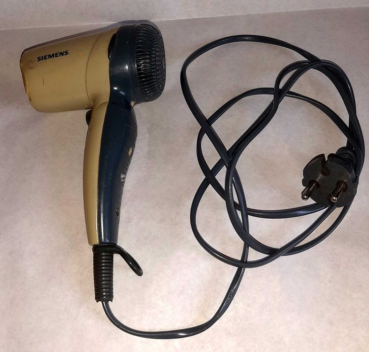 Продам Фен SIEMENS, компактный, складывающийся, дорожний, рабочий