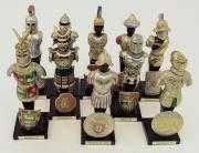 COLEÇÃO DE ARMADURAS E ESCUDOS