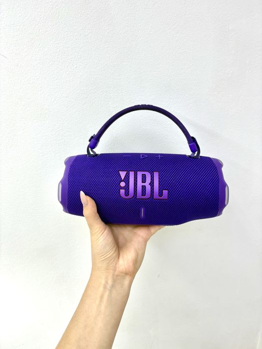 Портативна колонка JBL charge 6