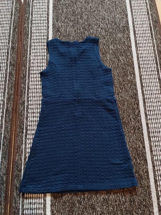 Elegancka ciepła sukienka