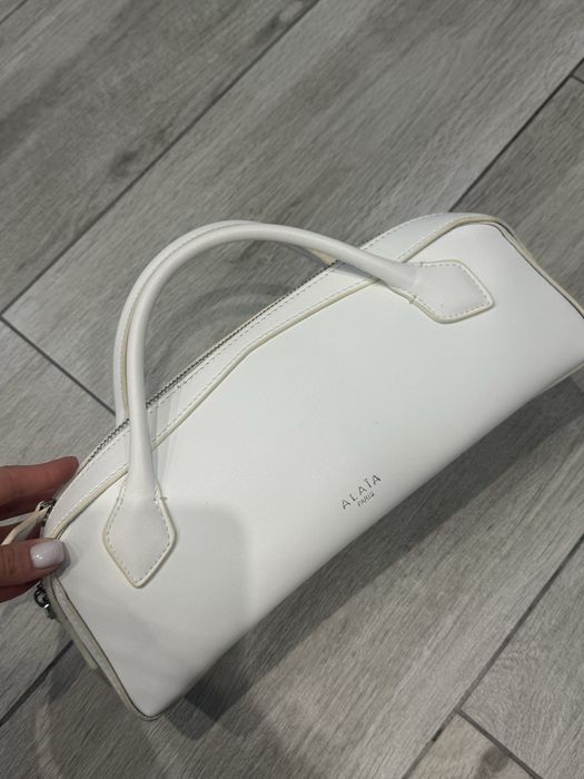 Сумка  натуральная кожа Alaia