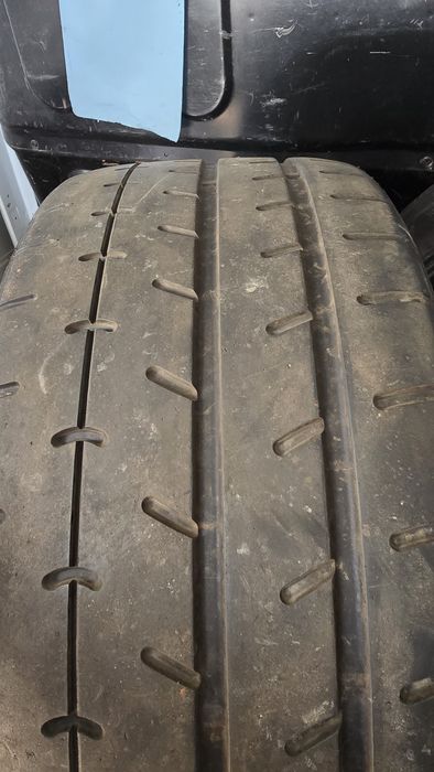4 Pneus yokohama  245/40/18