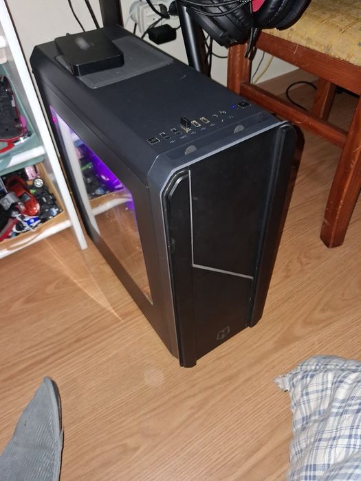 Pc 5600x, gpu 6650xt, motherboard asus tuf gaming b550, 16 gb ddr4, 3200mhz,  m2 ssd 2tb. Colleer, fonte corsair 650  80  plus