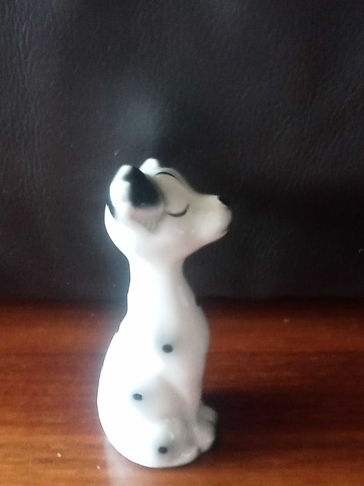 Figurka Porcelanowa Pies