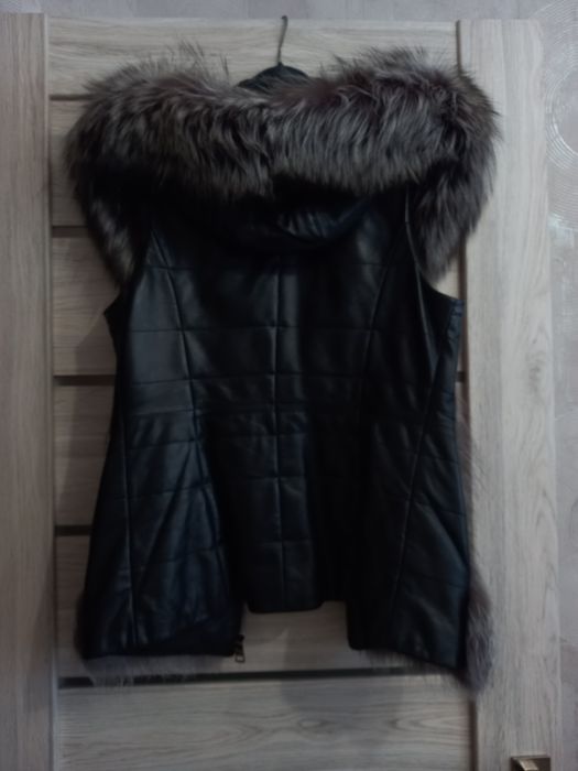 Меховая жилетка  гарна