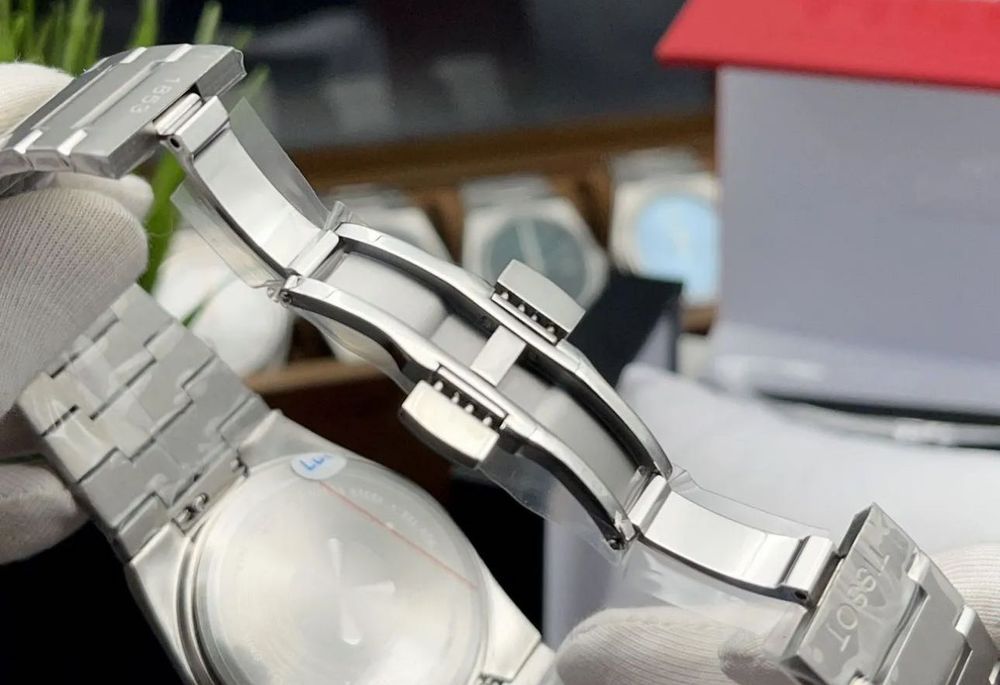 Часы наручные Tissot prx 40мм Tiffany