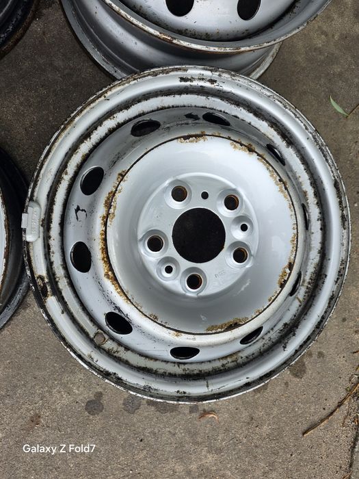 Felgi 15 Fiat Ducato Peugeot Boxer Citroen Jumper 5x118 ET68