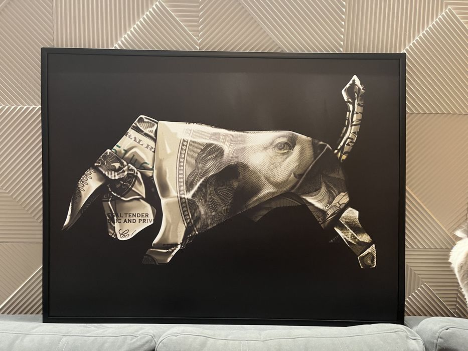 Картина інтерʼєрна в рамі з биком 90*120 см НОВА