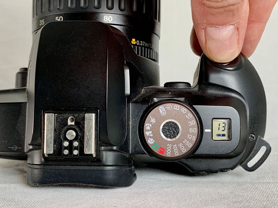 Canon eos 500n + canon eos 5000 + 35-80mm