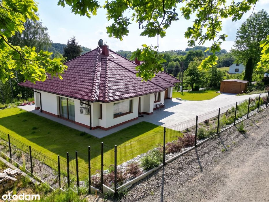 182 m2 | Kobylec | Dom z 2024 roku | Kanalizacja | Garaż w bryle domu