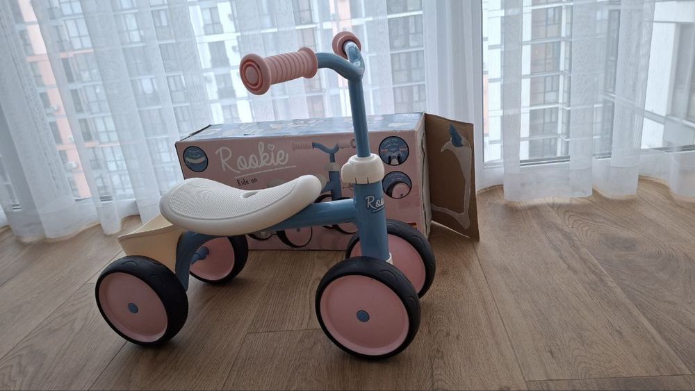 Велобіг біговел smoby для найменших