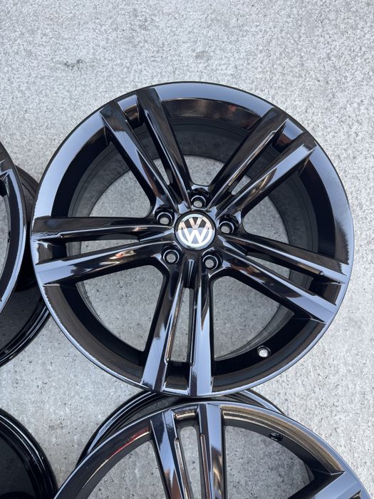 Диски 5*112R18 оригінал Volkswagen