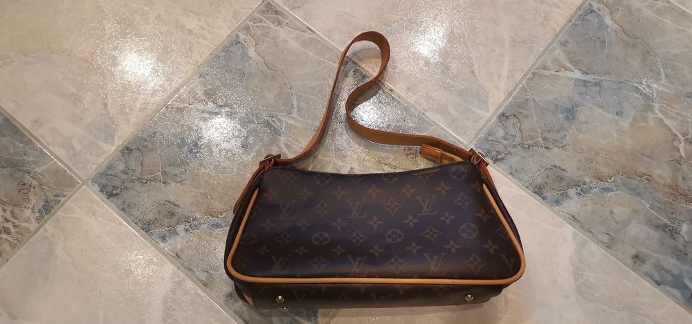 Torebka damska Louis Vuitton.