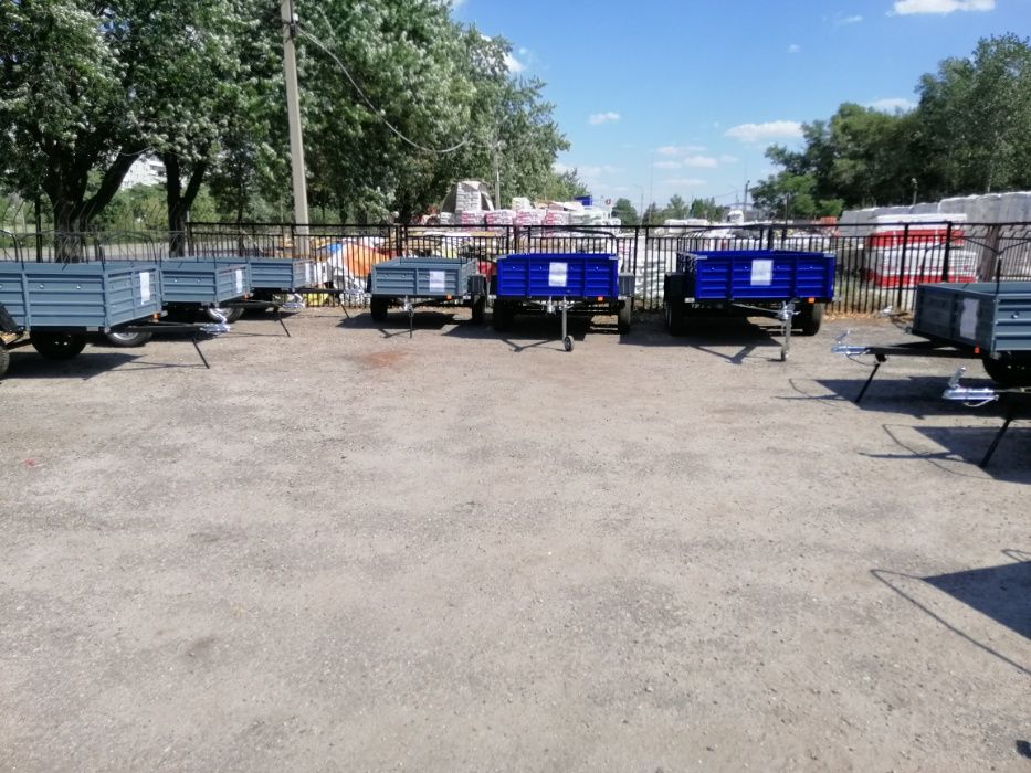 Двухосний причеп з гальмами і без в Запоріжжі для легкових авто. Прицеп с доставкою