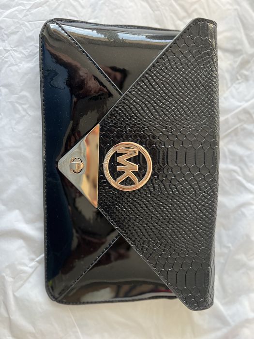 Clutch pochete preta Michael Kors
