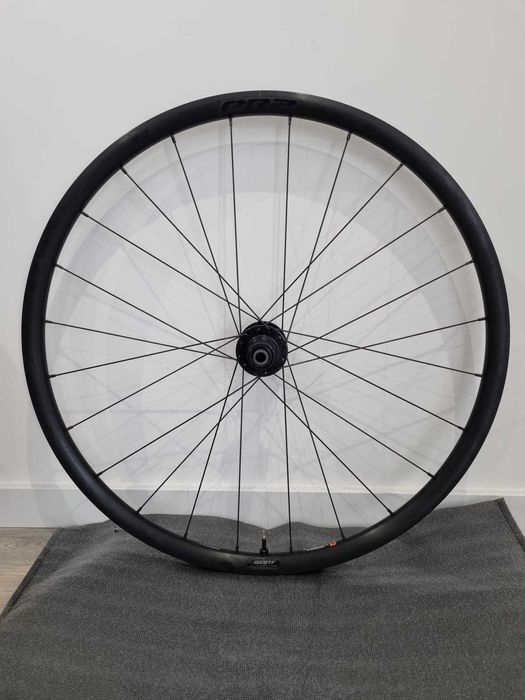 Par de rodas Giant P-R2 Disc Thru Axle Tubeless Novas e com garantia