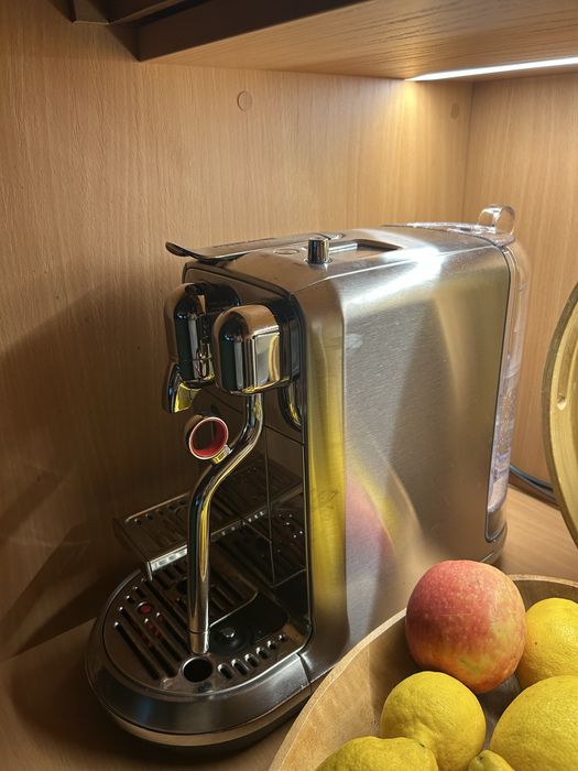 Máquina cafe nespresso creatista Plus - 2 anos de garantia