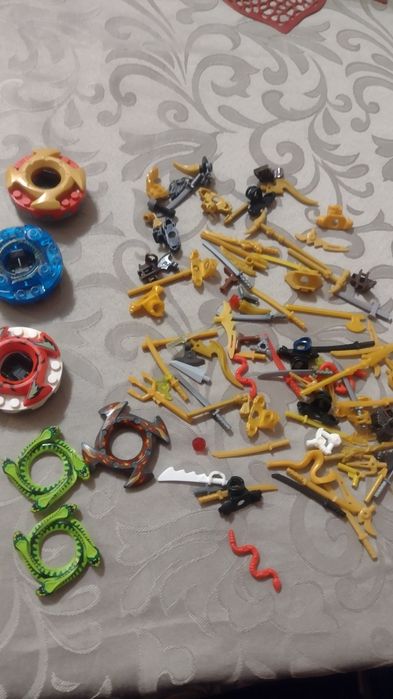 Duży zestaw figurek kompatybilnych z Lego Ninjago + broń i akcesoria
