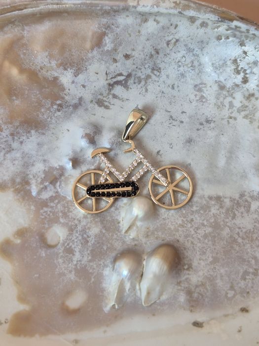 Złoty wisiorek zawieszka rower białe czarne cyrkonie p. 585