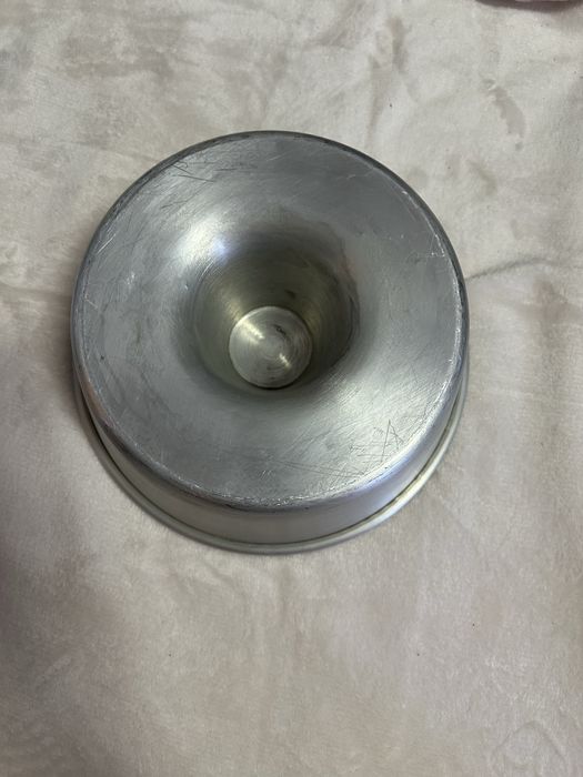 Forma de bolo em inox 24 cm